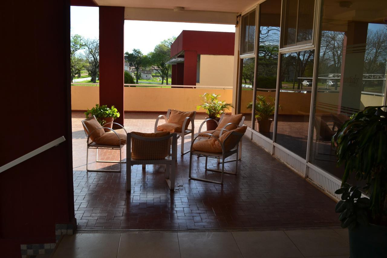 Manantiales Hotel De Turismo Monte Caseros Dış mekan fotoğraf